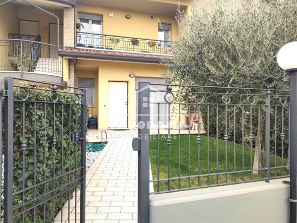 appartamento in vendita a Coriano in zona Sant'Andrea in Besanigo
