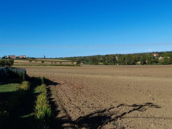 terreno edificabile in vendita a Coriano
