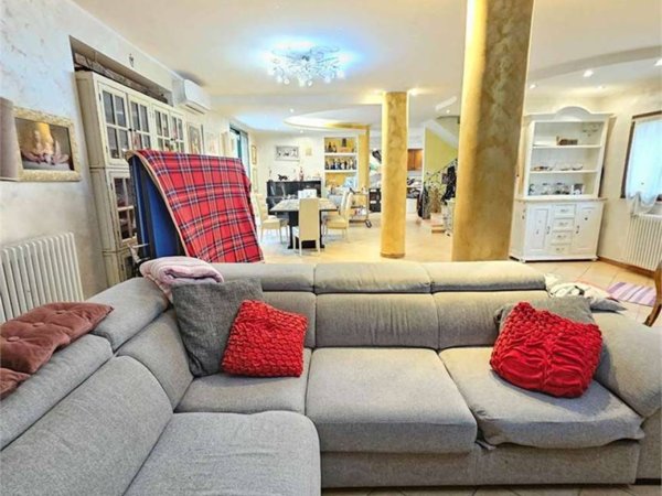 casa indipendente in vendita a Coriano