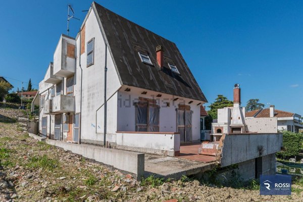 casa indipendente in vendita a Coriano in zona Cerasolo