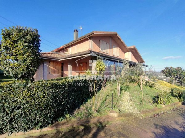 casa indipendente in vendita a Coriano in zona Cerasolo