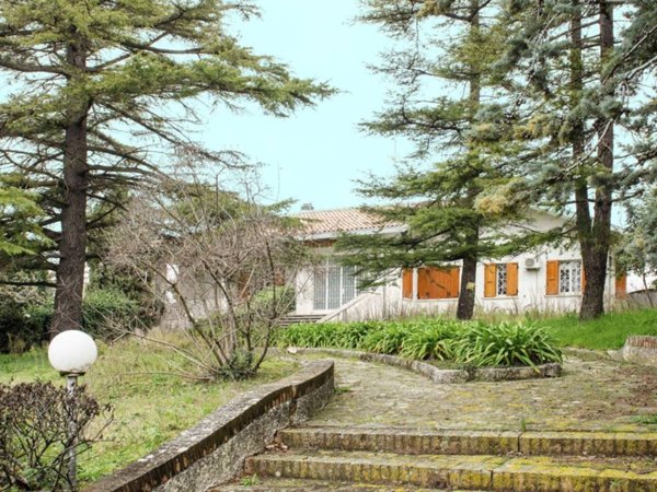casa indipendente in vendita a Coriano in zona Cerasolo