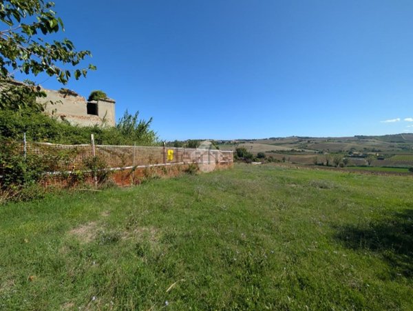 casale in vendita a Coriano