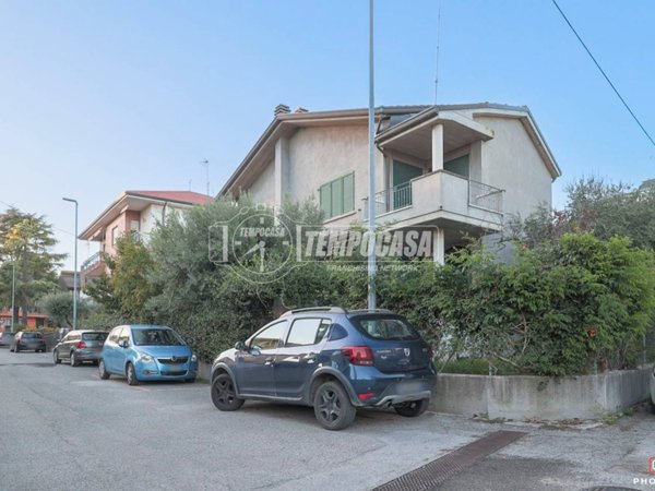 casa indipendente in vendita a Coriano in zona Ospedaletto