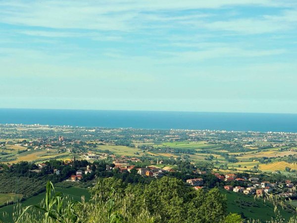 casa indipendente in vendita a Gemmano in zona Villa.