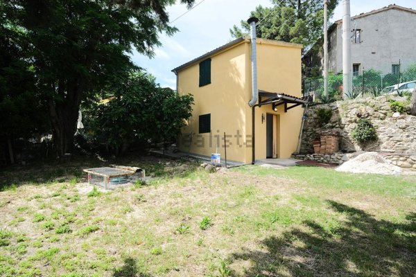 casa indipendente in vendita a Gemmano