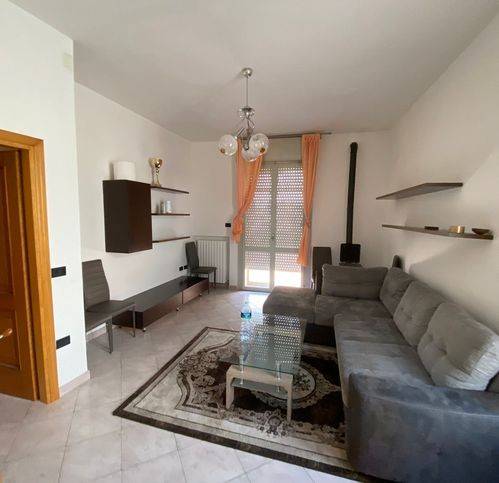 appartamento in vendita a Gemmano in zona Zollara