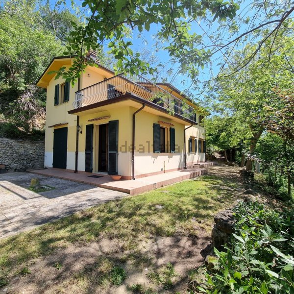 casa indipendente in vendita a Gemmano