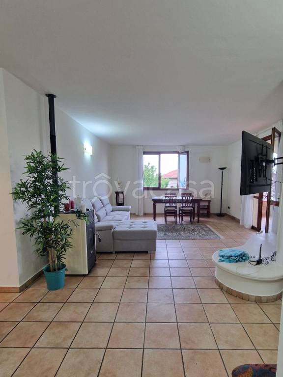 casa indipendente in vendita a Gemmano in zona Villa.