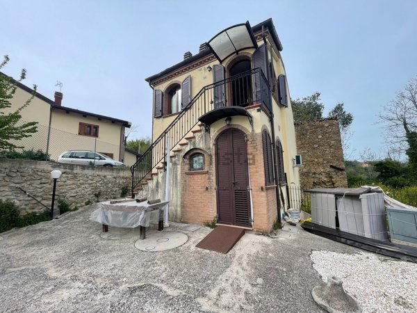 appartamento in vendita a Gemmano