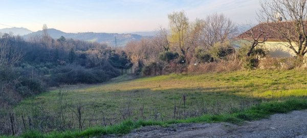 casa indipendente in vendita a Gemmano