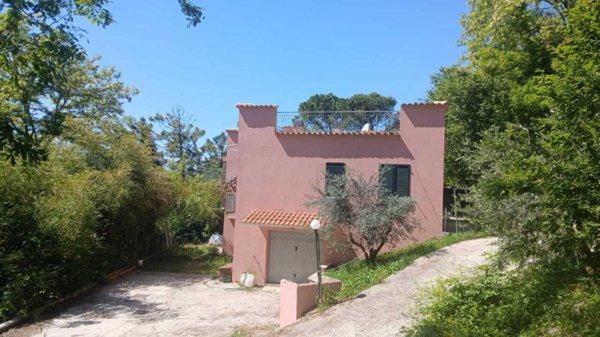 casa indipendente in vendita a Gemmano in zona Marazzano