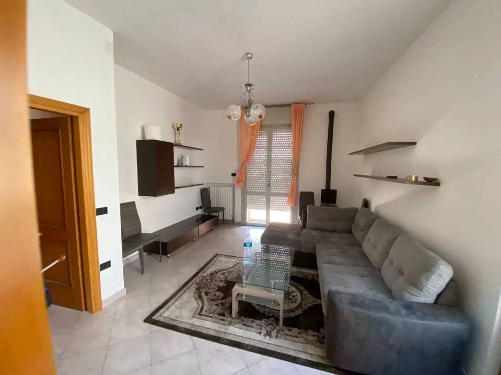 appartamento in vendita a Gemmano in zona Zollara