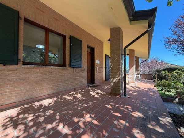 casa indipendente in vendita a Gemmano in zona Villa.