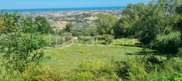 terreno in vendita a Gemmano in zona Villa.