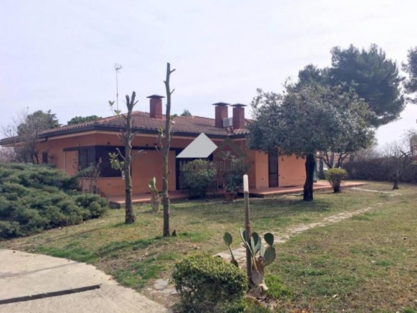 casa indipendente in vendita a Misano Adriatico