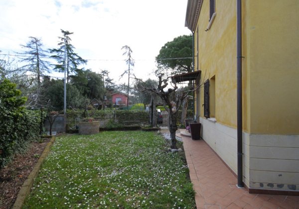 casa indipendente in vendita a Misano Adriatico in zona Misano Monte