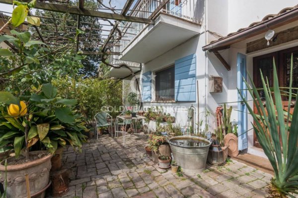 casa indipendente in vendita a Misano Adriatico in zona Scacciano
