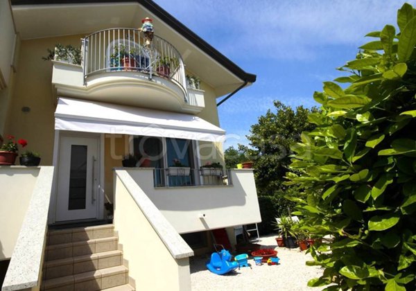 casa indipendente in vendita a Misano Adriatico in zona Misano Monte