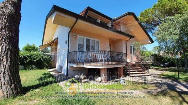 casa indipendente in vendita a Misano Adriatico
