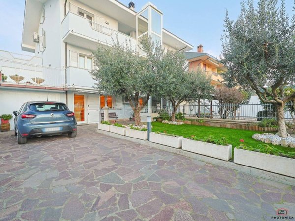 appartamento in vendita a Misano Adriatico in zona Misano Monte