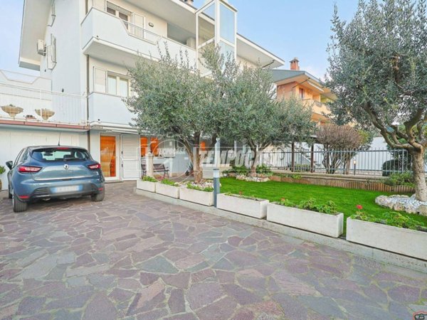 appartamento in vendita a Misano Adriatico in zona Misano Monte