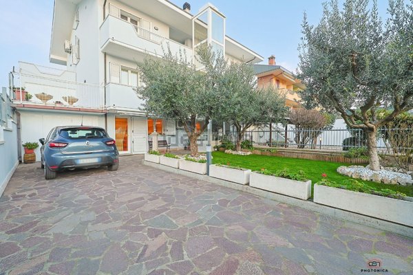 appartamento in vendita a Misano Adriatico in zona Misano Monte