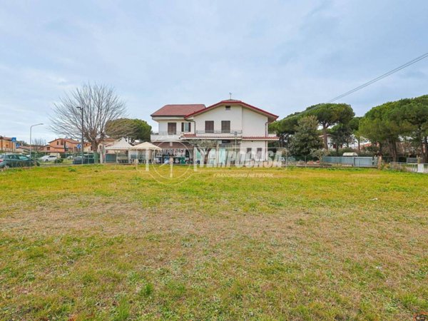 casa indipendente in vendita a Misano Adriatico in zona Santa Monica