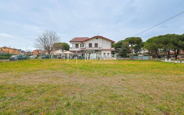 villa in vendita a Misano Adriatico in zona Santa Monica