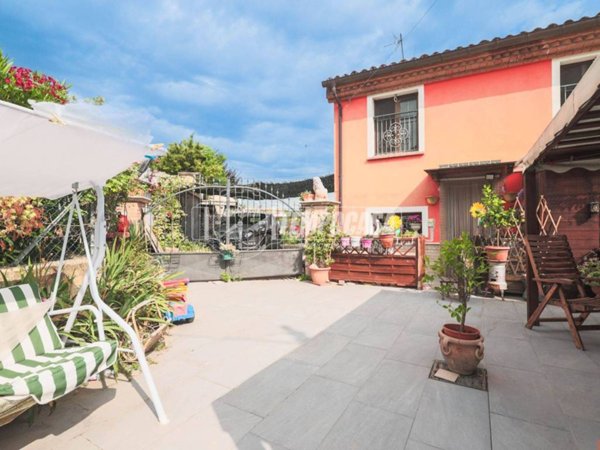 casa indipendente in vendita a Misano Adriatico in zona Cella