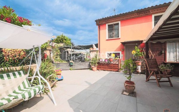 casa indipendente in vendita a Misano Adriatico in zona Cella