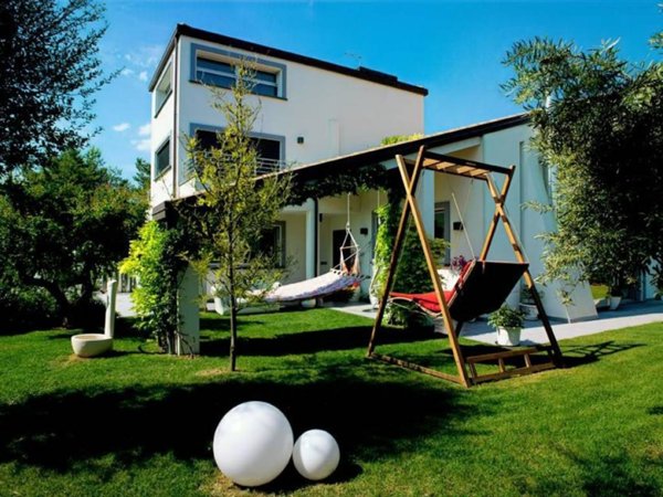 casa indipendente in vendita a Misano Adriatico