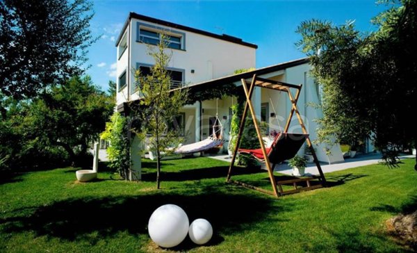 casa indipendente in vendita a Misano Adriatico