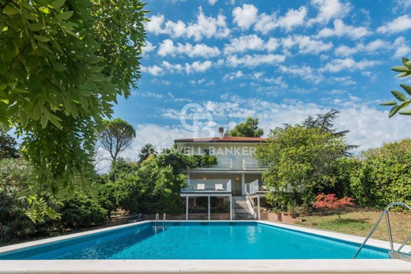casa indipendente in vendita a Misano Adriatico in zona Misano Monte
