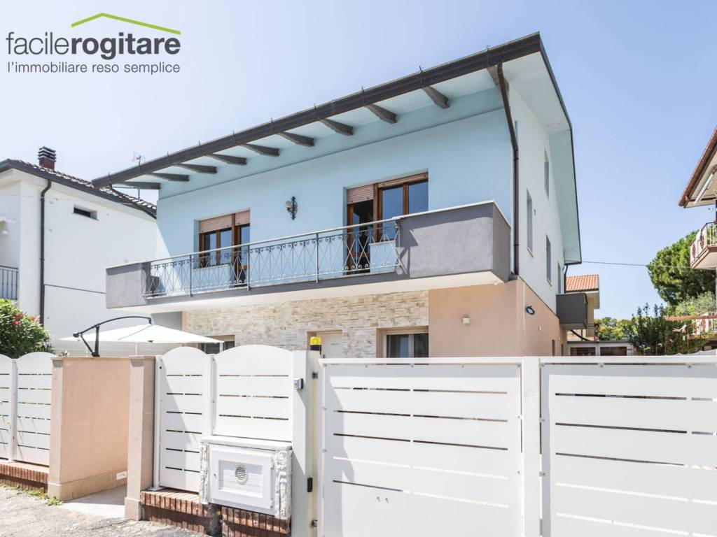 appartamento in vendita a Misano Adriatico in zona Villaggio Argentina