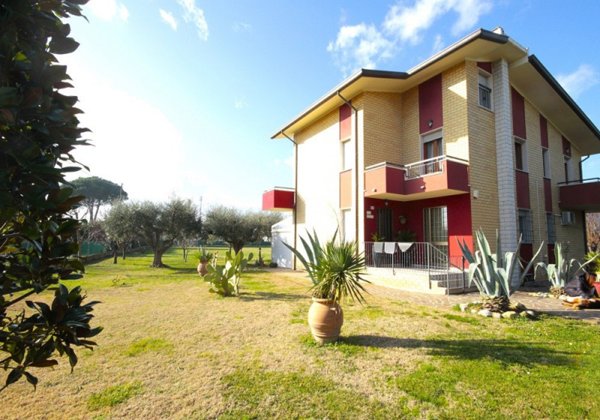 casa indipendente in vendita a Misano Adriatico