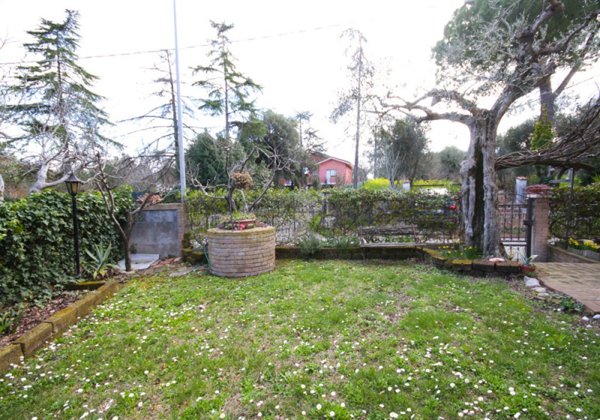 casa indipendente in vendita a Misano Adriatico in zona Misano Monte