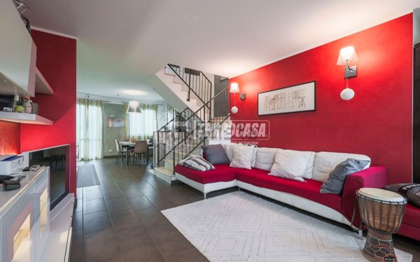 casa indipendente in vendita a Misano Adriatico in zona Cella