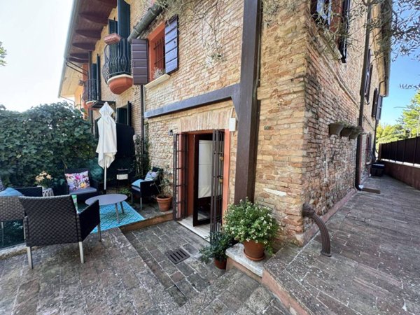 casa indipendente in vendita a Misano Adriatico in zona Scacciano