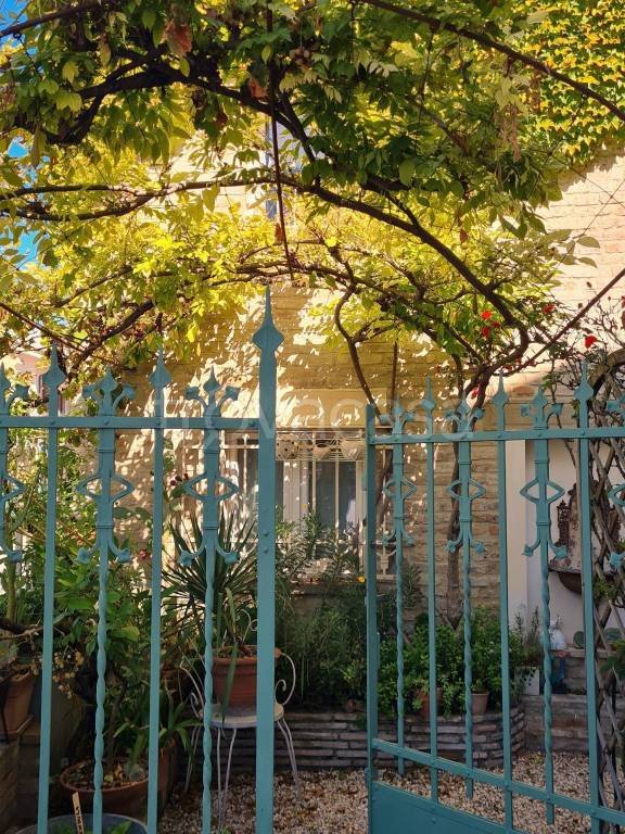 casa indipendente in vendita a Misano Adriatico in zona Scacciano