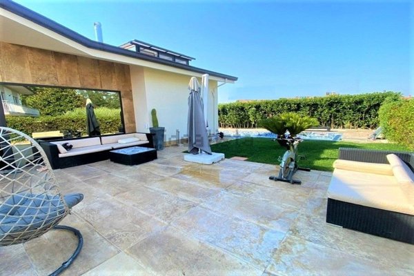 casa indipendente in vendita a Misano Adriatico in zona Santa Monica