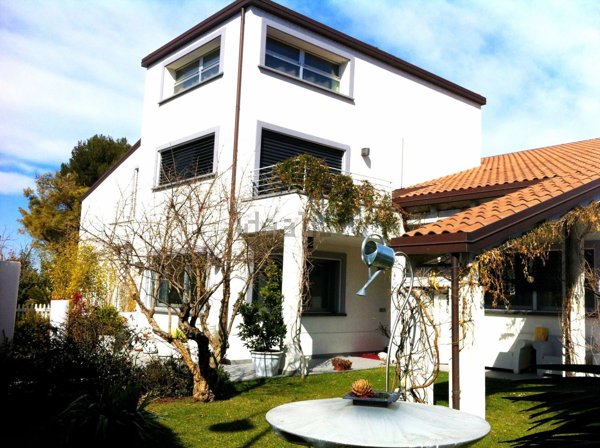 casa indipendente in vendita a Misano Adriatico