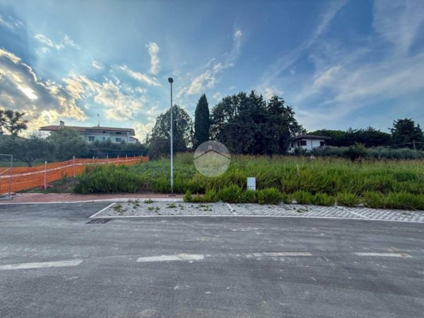 terreno edificabile in vendita a Misano Adriatico in zona Misano Monte