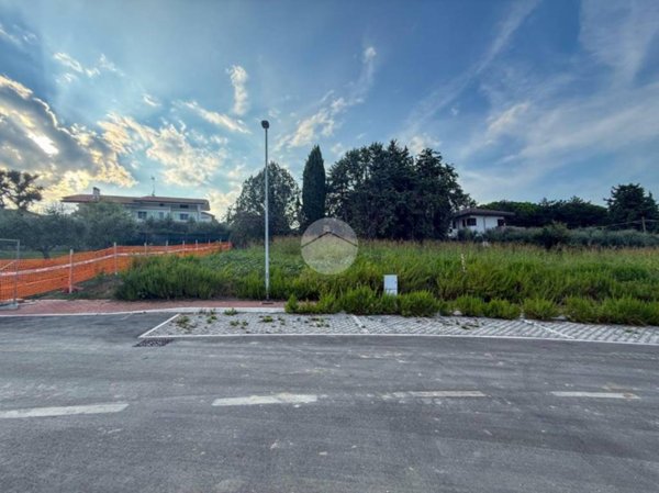 casa indipendente in vendita a Misano Adriatico in zona Misano Monte