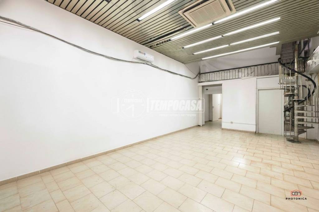 negozio in vendita a Misano Adriatico