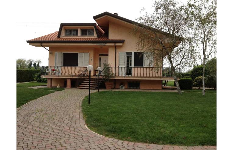 casa indipendente in vendita a Misano Adriatico in zona Santa Monica