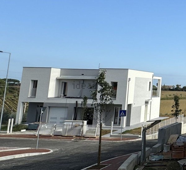 appartamento in vendita a Misano Adriatico in zona Misano Monte