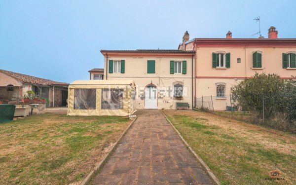 appartamento in vendita a Misano Adriatico in zona Villaggio Argentina