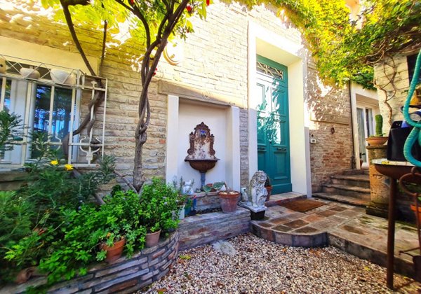 casa indipendente in vendita a Misano Adriatico in zona Scacciano