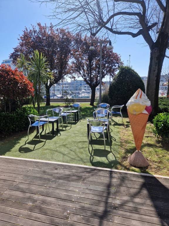 negozio in vendita a Misano Adriatico